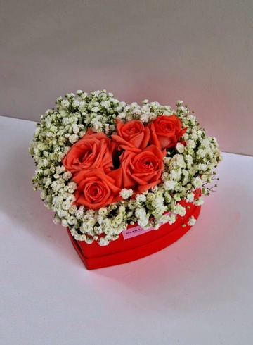 композиция «Сердце»9 от интернет-магазина цветов в 