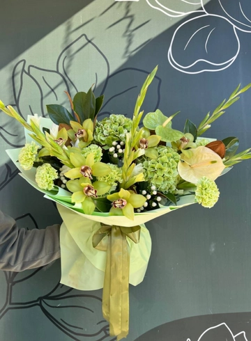 Букет  «Emerald green» от интернет-магазина цветов в 