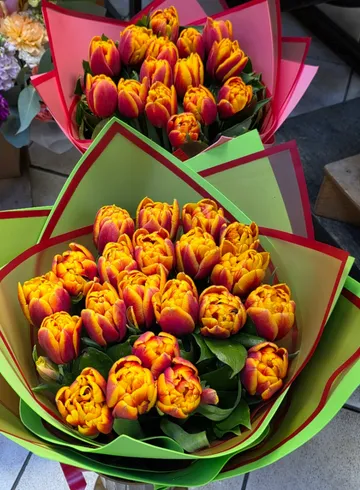 Букет пионовидных тюльпанов &laquo;Дубль&raquo; от интернет-магазина цветов в 