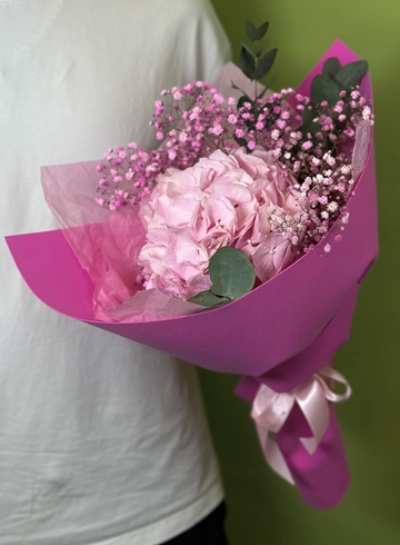 Букет с гортензией &laquo;Ketlin&raquo; от интернет-магазина цветов в 