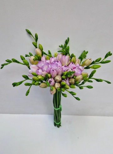 Фрезия сиреневая от интернет-магазина цветов в 